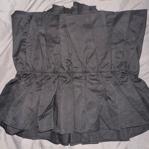 Size small DO+BE strapless top